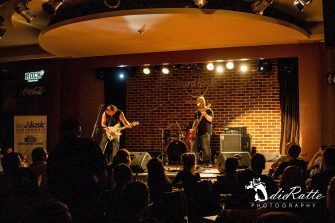 Antimatter la Hard Rock Cafe: reversul melancoliei