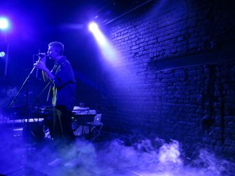 Jay-Jay Johanson în Control: despre maturizare muzicală